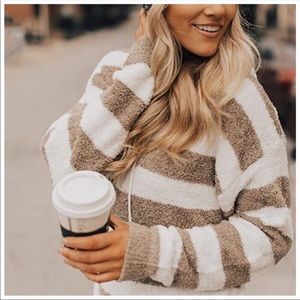 SALE🌟Silky Soft Mocha Sweater🌟LAST ONE!